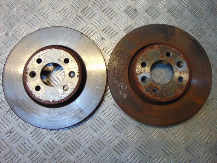 TARCZE HAMULCOWE PRZÓD RENAULT MEGANE II LIFT (2005-2008)