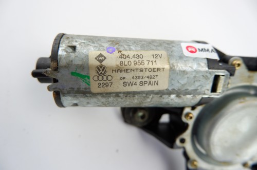 SILNICZEK WYCIERACZKI TYŁ AUDI A3 8L (1996-2000) 1.8 20V 125KM 8L0955711