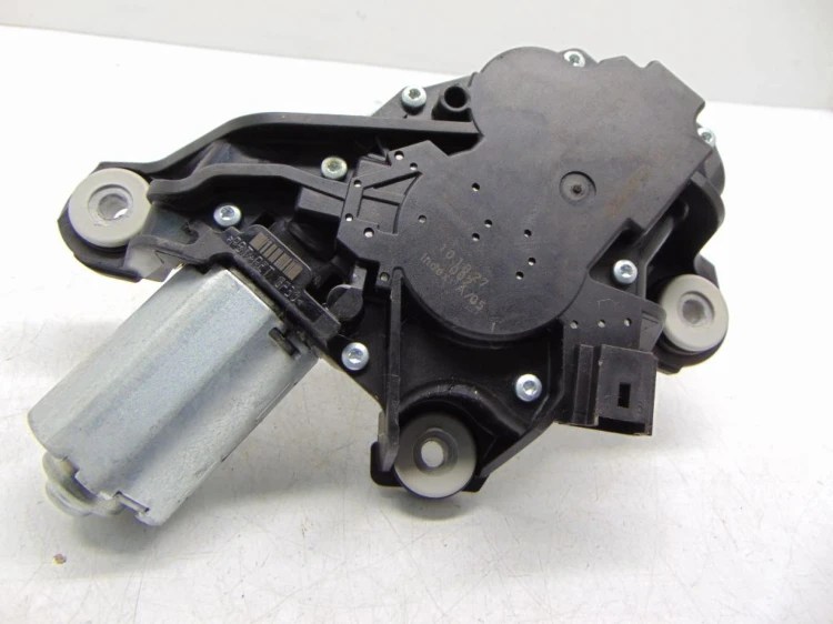 SILNICZEK WYCIERACZKI TYŁ RENAULT MEGANE III (2008-2013) 1.5 DCI