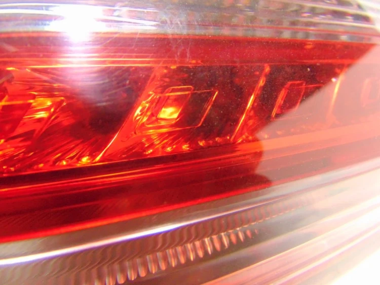 LAMPA PRAWY TYŁ RENAULT LAGUNA III (2007-)
