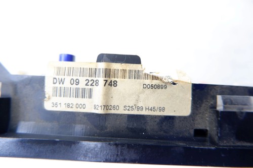 LICZNIK OPEL ASTRA II 1.6 8V 09228748