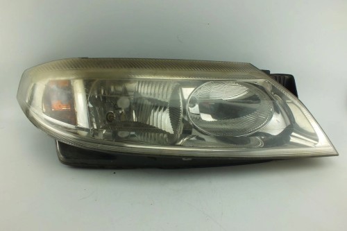 LAMPA PRAWY PRZÓD RENAULT LAGUNA II (2001-2005)