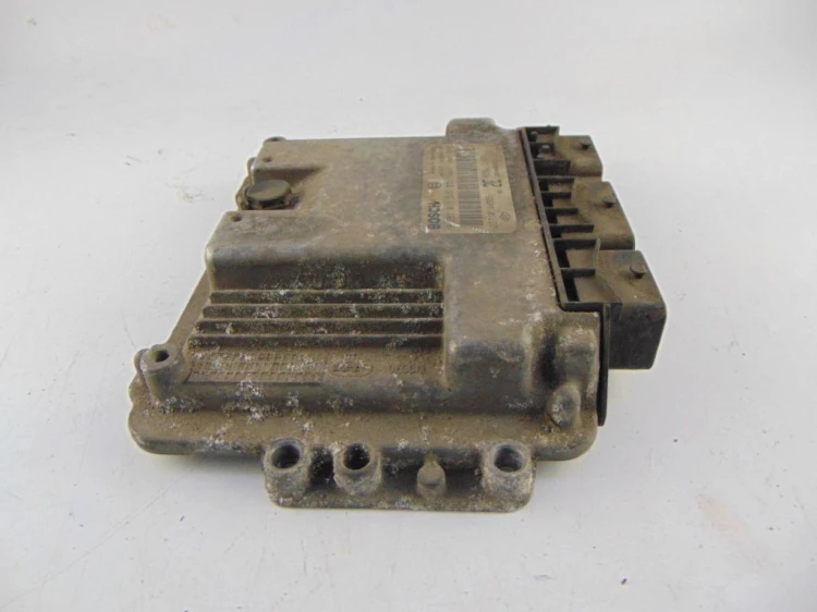 KOMPUTER STEROWNIK SILNIKA NISSAN PRIMERA P12 1.9 DCI 23710 AW365