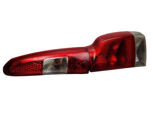 LAMPA PRAWY TYŁ VOLVO XC70 I LIFT (2004–2007) 2.5T 209KM