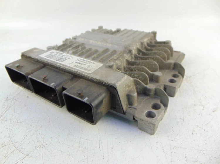 KOMPUTER STEROWNIK SILNIKA RENAULT SCENIC II LIFT (2006-2009) 1.5 DCI 82006