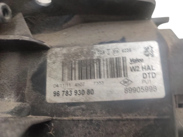 LAMPA PRAWY PRZÓD PEUGEOT 508 I (2010-2014) 1.6 THP 156KM 9678393080