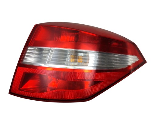 LAMPA PRAWY TYŁ RENAULT LAGUNA III (2007-2010) 2.0 16V 140KM