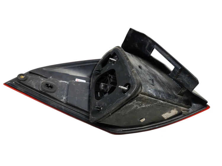 LAMPA PRAWY TYŁ RENAULT LAGUNA III (2007-2010) 2.0 16V 140KM