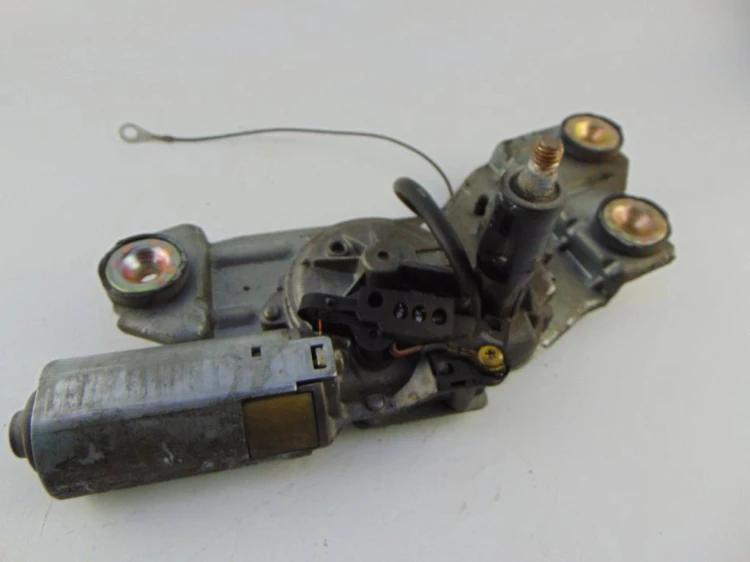 MECHANIZM WYCIERACZKI TYŁ FORD FOCUS MK1 (1998-2004) 1.6 16V 0390201552