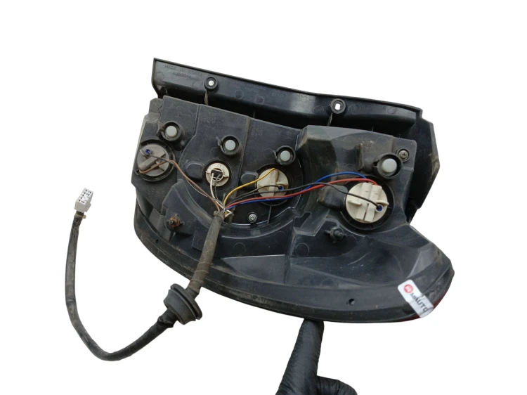 LAMPA LEWY TYŁ CHEVROLET CAPTIVA I (2006-2010) 3.2 230KM