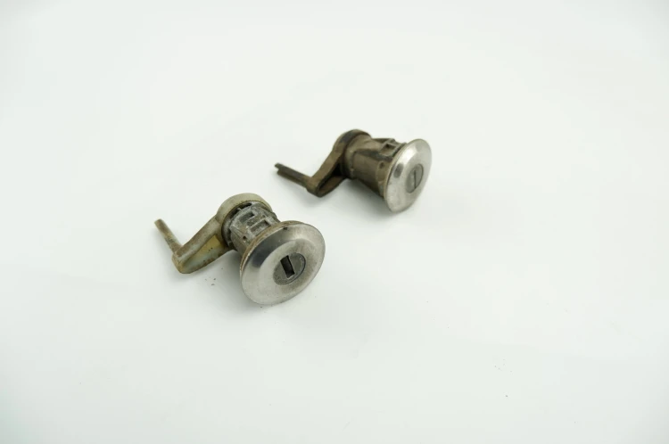 ZESTAW STARTOWY PEUGEOT 206 (1998-2002) 1.1 BENZ 9636727380