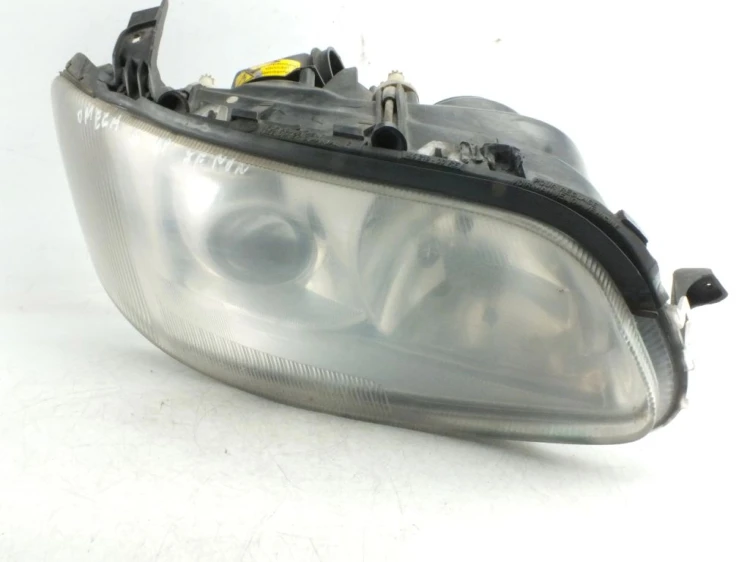 LAMPA PRAWY PRZÓD OPEL OMEGA B (1994-1999) 2.0 16V