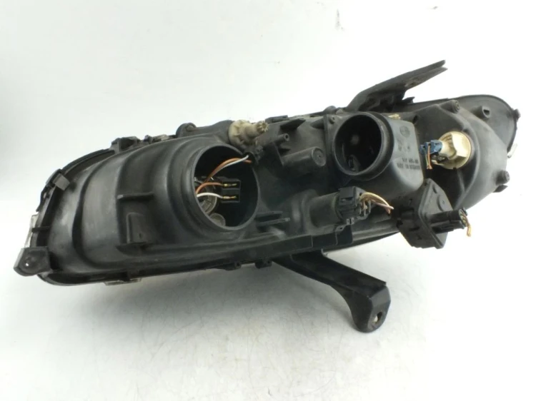 LAMPA PRAWY PRZÓD OPEL OMEGA B (1994-1999) 2.0 16V
