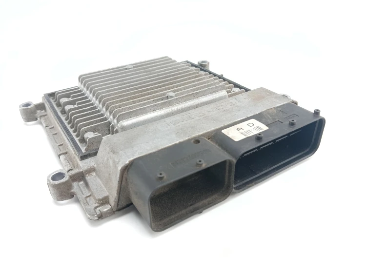KOMPUTER STEROWNIK SILNIKA KIA MAGENTIS II (2005-2010) 2.0 16V 144KM 39111-