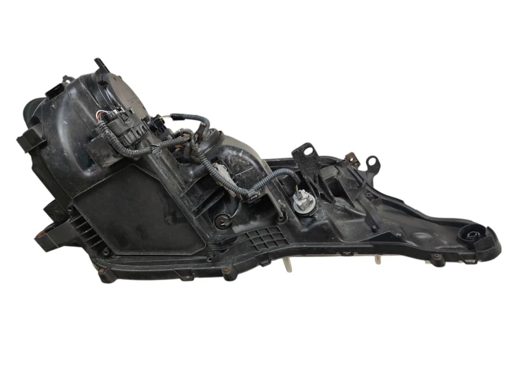 LAMPA LEWY PRZÓD TOYOTA RAV4 IV (2013-2016) 2.2 D4D 150KM