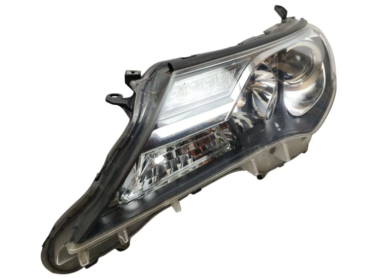 LAMPA LEWY PRZÓD TOYOTA RAV4 IV (2013-2016) 2.2 D4D 150KM