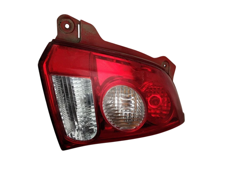 LAMPA PRAWY TYŁ SUZUKI ALTO VII (2009-2014) 1.0 68KM