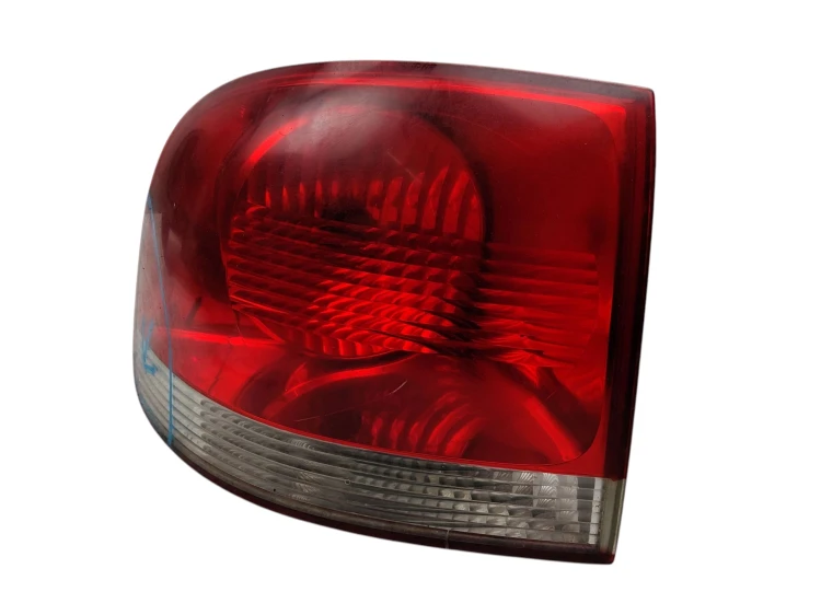 LAMPA LEWY TYŁ VOLKSWAGEN TOUAREG I 7L (2002-2006) 2.5 TDI 174KM