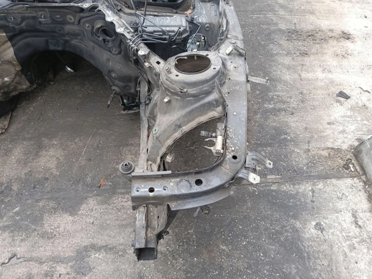 PODŁUŻNICA LEWA BMW F21 (2011-2015) 2.0 D 143KM