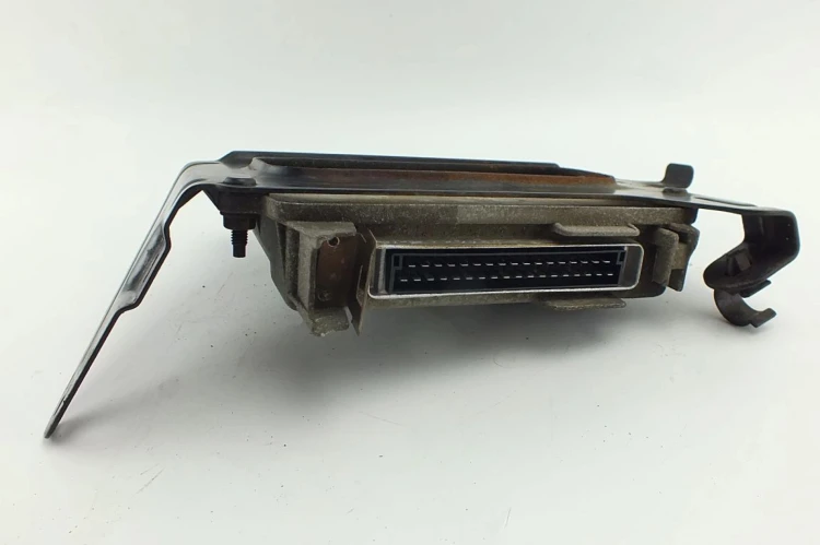 KOMPUTER STEROWNIK SILNIKA RENAULT CLIO II (1998-2003) 7700104481