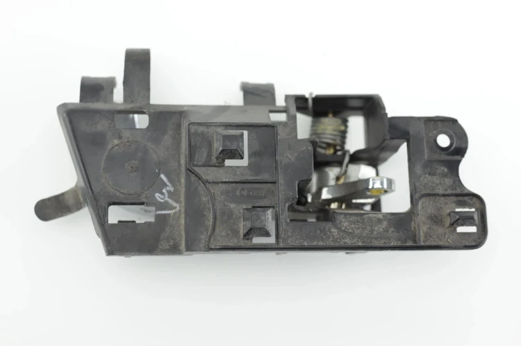 KLAMKA WEWNĘTRZNA LEWY PRZÓD CADILLAC SRX 25707889