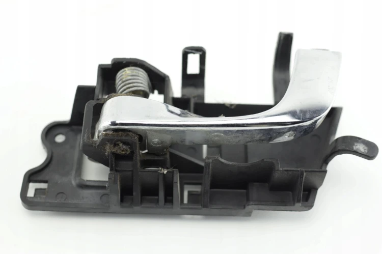 KLAMKA WEWNĘTRZNA LEWY PRZÓD CADILLAC SRX 25707889