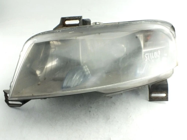 LAMPA LEWY PRZÓD FIAT STILO 1.6 16V