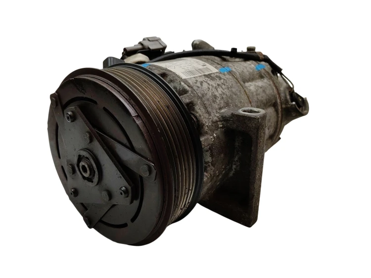 SPRĘŻARKA KLIMATYZACJI RENAULT CLIO IV (2012-2016) 0.9 TCE 90KM 926000217R