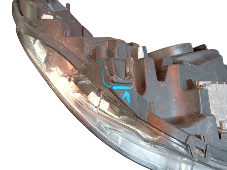 LAMPA LEWY PRZÓD PEUGEOT 508 I (2010-2014) 2.0 HDI 140KM 9687580680