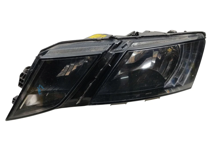 LAMPA LEWY PRZÓD SKODA OCTAVIA III LIFT (2016-2020) 1.5 TSI 150KM 5E2941015