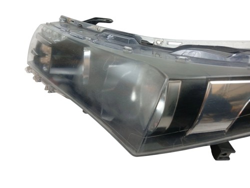 LAMPA LEWY PRZÓD TOYOTA COROLLA E18 (2013-2016) 1.33 Dual VVT-I 99KM 81150-