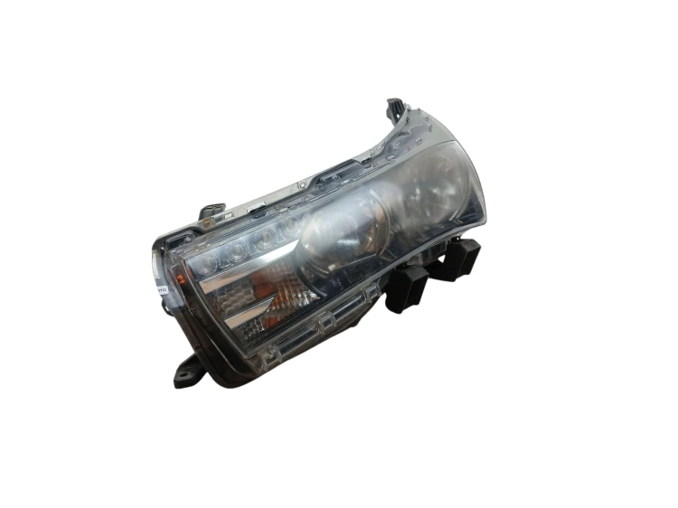 LAMPA LEWY PRZÓD TOYOTA COROLLA E18 (2013-2016) 1.33 Dual VVT-I 99KM 81150-