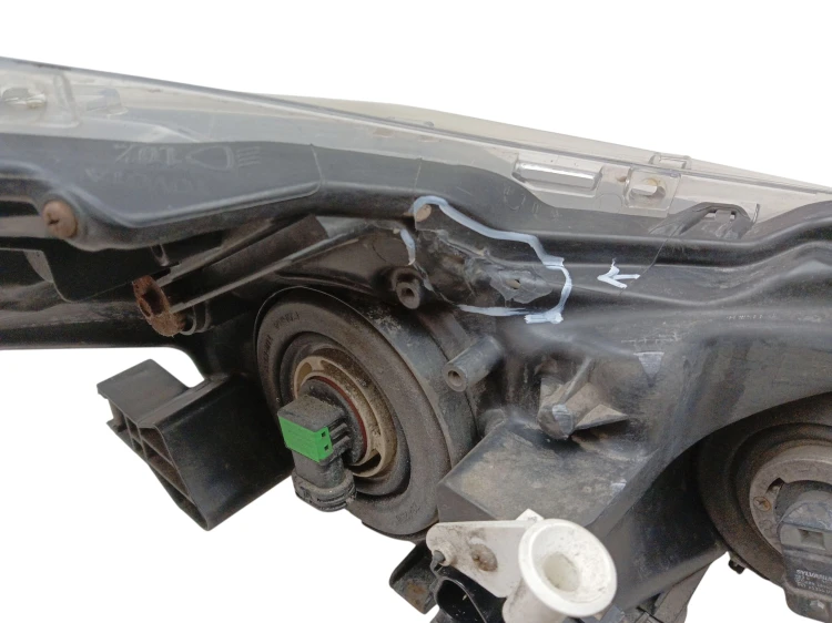 LAMPA LEWY PRZÓD TOYOTA COROLLA E18 (2013-2016) 1.33 Dual VVT-I 99KM 81150-