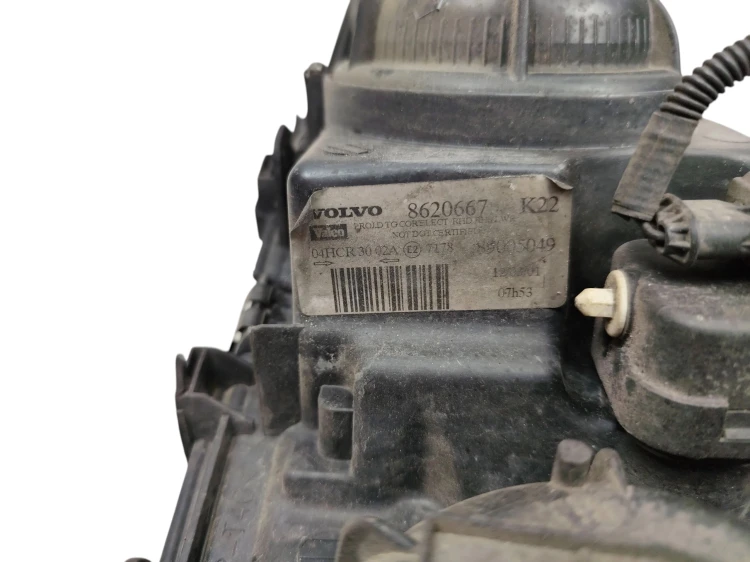 LAMPA PRAWY PRZÓD VOLVO S80 I (1998-2004) 2.4 B 170KM 8620667