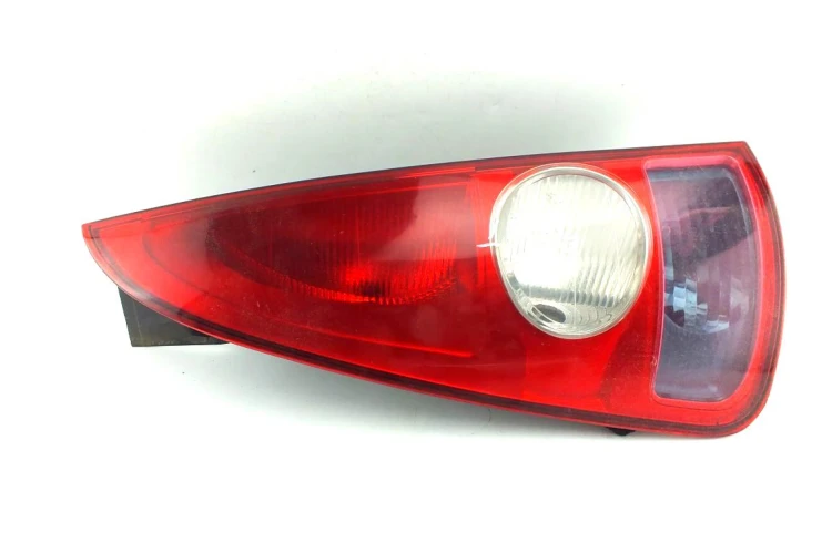 LAMPA LEWY TYŁ RENAULT ESPACE IV (2003-2006) 1.9 DCI