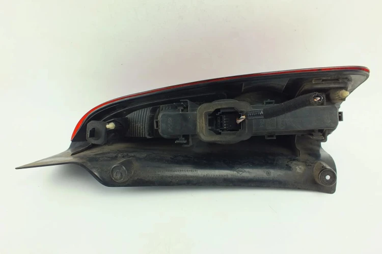 LAMPA LEWY TYŁ RENAULT ESPACE IV (2003-2006) 1.9 DCI