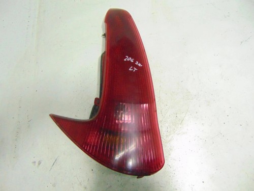 LAMPA LEWY TYŁ PEUGEOT 206 (1998-2002) 1.1 BENZ