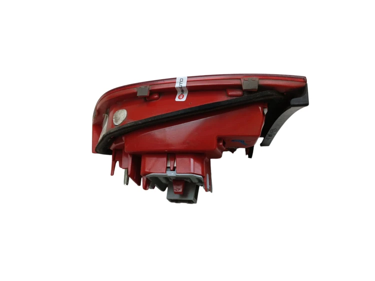 LAMPA LEWY TYŁ W KLAPE AUDI A4 B8 (2007-2011) 3.0 TDI 240KM