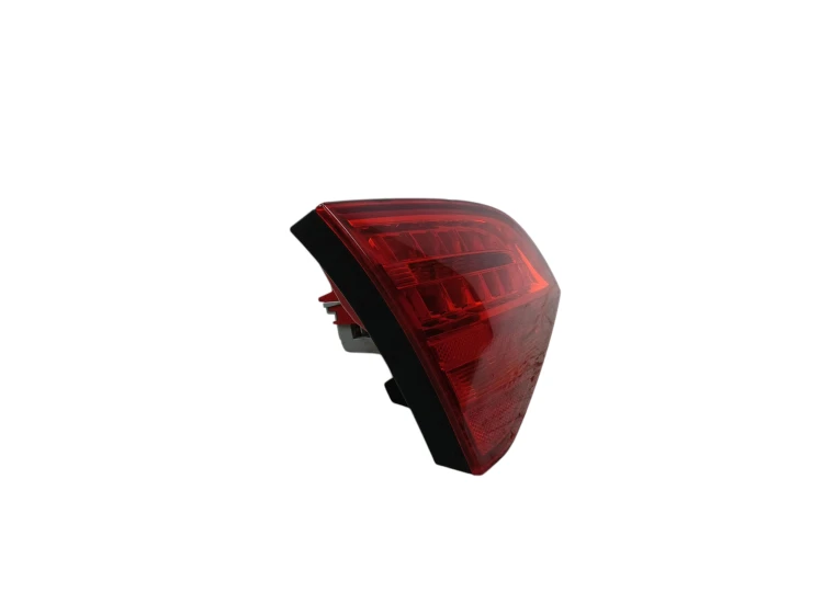 LAMPA LEWY TYŁ W KLAPE AUDI A4 B8 (2007-2011) 3.0 TDI 240KM