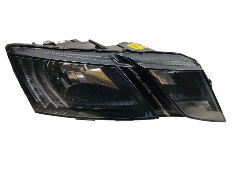 LAMPA PRAWY PRZÓD SKODA OCTAVIA III LIFT (2016-2020) 1.5 TSI 150KM 5E294101
