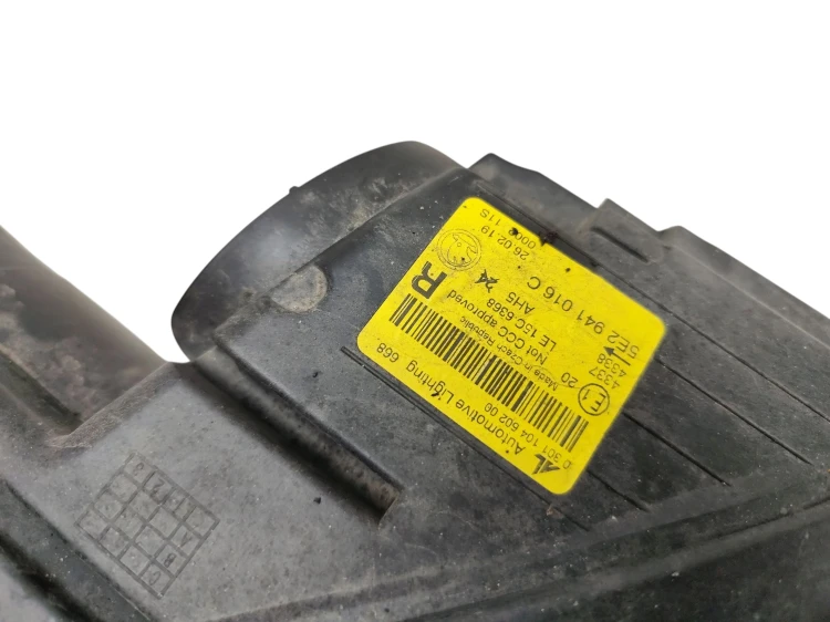 LAMPA PRAWY PRZÓD SKODA OCTAVIA III LIFT (2016-2020) 1.5 TSI 150KM 5E294101
