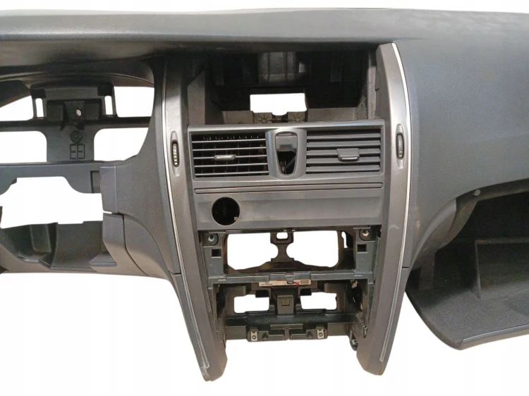 DESKA ROZDZIELCZA RENAULT LATITUDE (2010-2015)