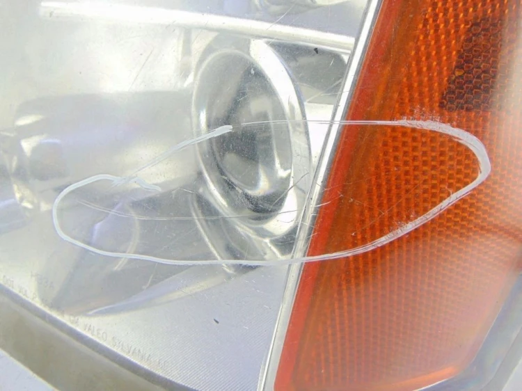 LAMPA PRAWY PRZÓD CADILLAC SRX 4.6 BENZ