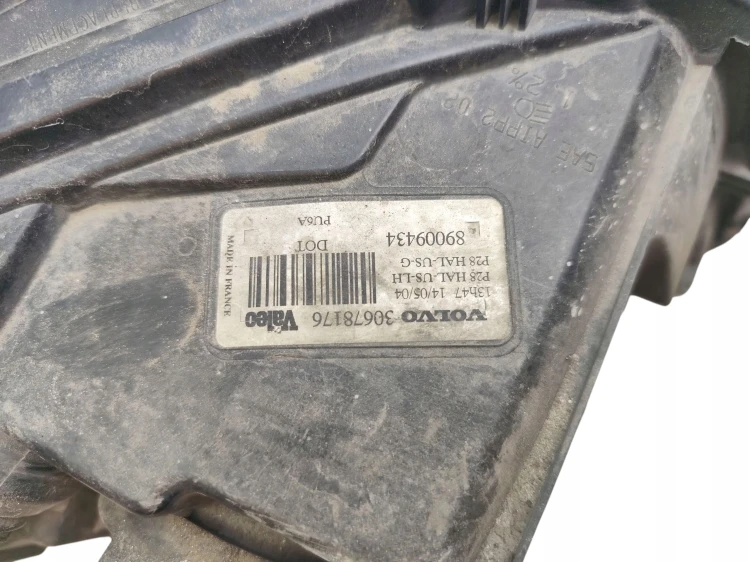 LAMPA LEWY PRZÓD VOLVO XC90 I (2002-2006) 2.9 T6 272KM 89009434