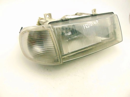 LAMPA PRAWY PRZÓD SKODA FELICIA 1.3 MPI