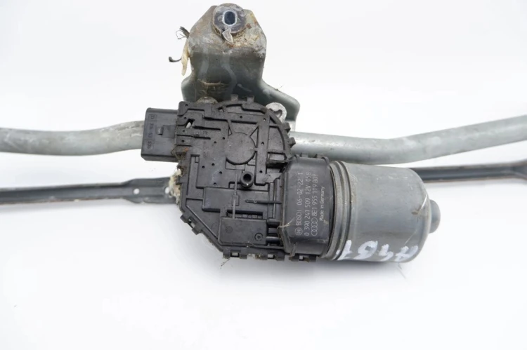 MECHANIZM WYCIERACZEK PRZÓD AUDI A4 B6 (2000-2006) 1.9 TDI 8E1955119