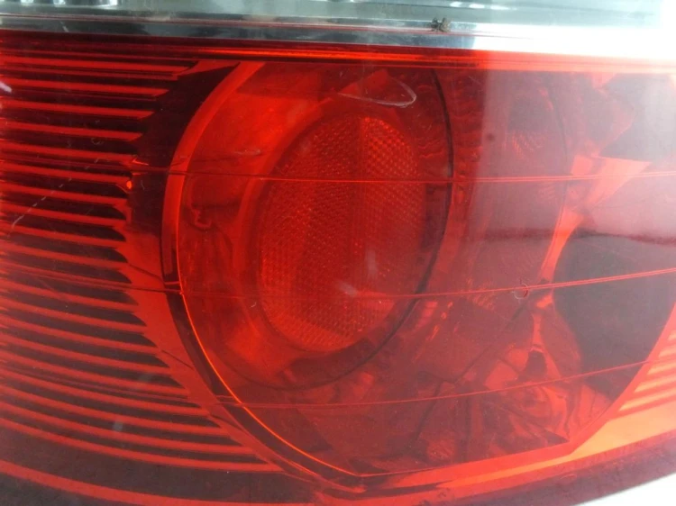 LAMPA LEWY TYŁ KIA CARENS I LIFT (2002-2006)
