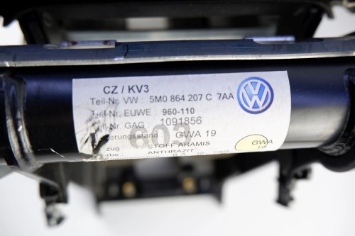 PODŁOKIETNIK VOLKSWAGEN GOLF PLUS 1.4 BENZ 5M0864207C7AA