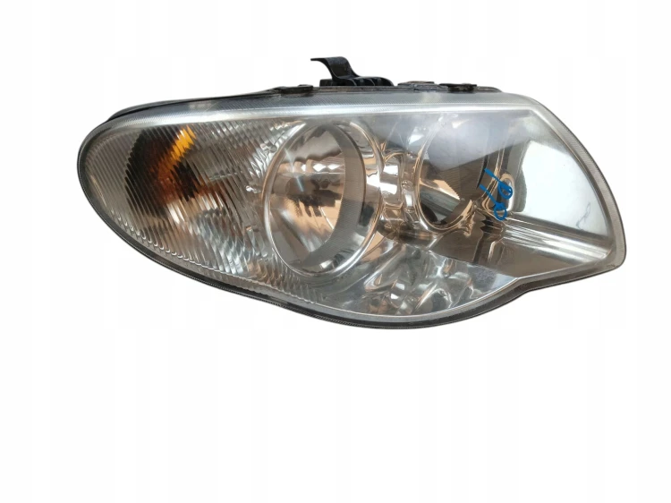 LAMPA PRAWY PRZÓD CHRYSLER VOYAGER IV (2000-2005) 2.5 CRD 141KM 04857832AB,