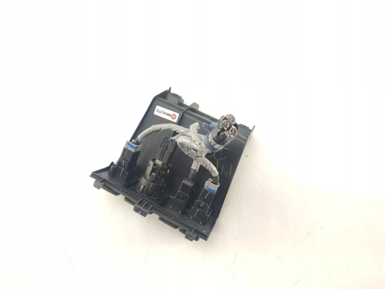 GNIAZDO USB HDMI HONDA CIVIC IX LIFT (2013-2016) 1.6 i-DTEC 120KM 83407-TV1